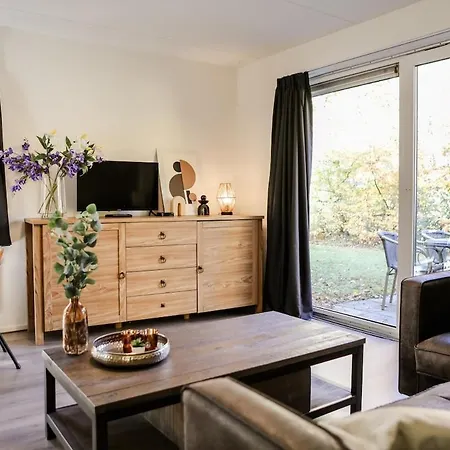 Comfortabel Familiehuis Met Sauna En Tuin Vp101 *
