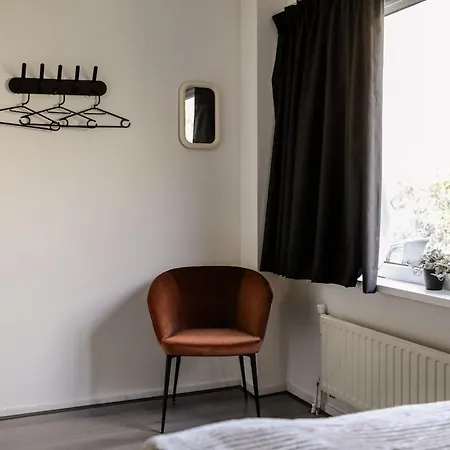 Comfortabel Familiehuis Met Sauna En Tuin Vp101